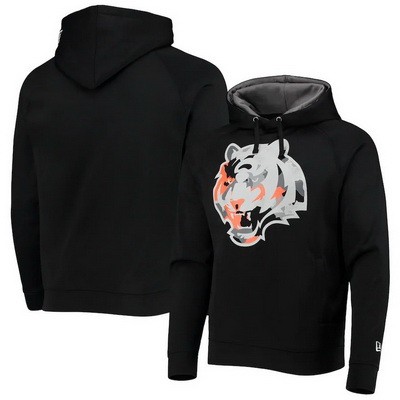 Men's Cincinnati Bengals Black Training Collection Raglan Pullover Hoodie