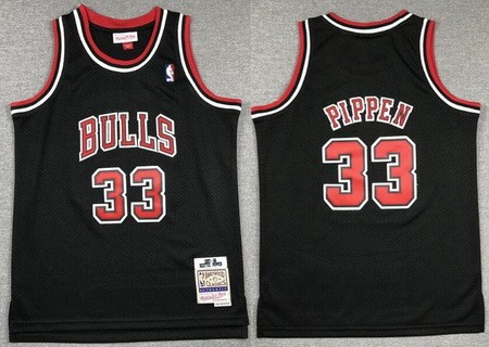 Youth Chicago Bulls #33 Scottie Pippen Black 1997 Throwback Swingman Jersey