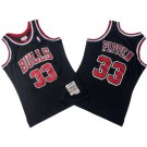 Men's Chicago Bulls #33 Scottie Pippen Black 1997 Throwback Swingman Jersey