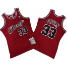 Men's Chicago Bulls #33 Scottie Pippen Red 2003 Throwback Swingman Jersey